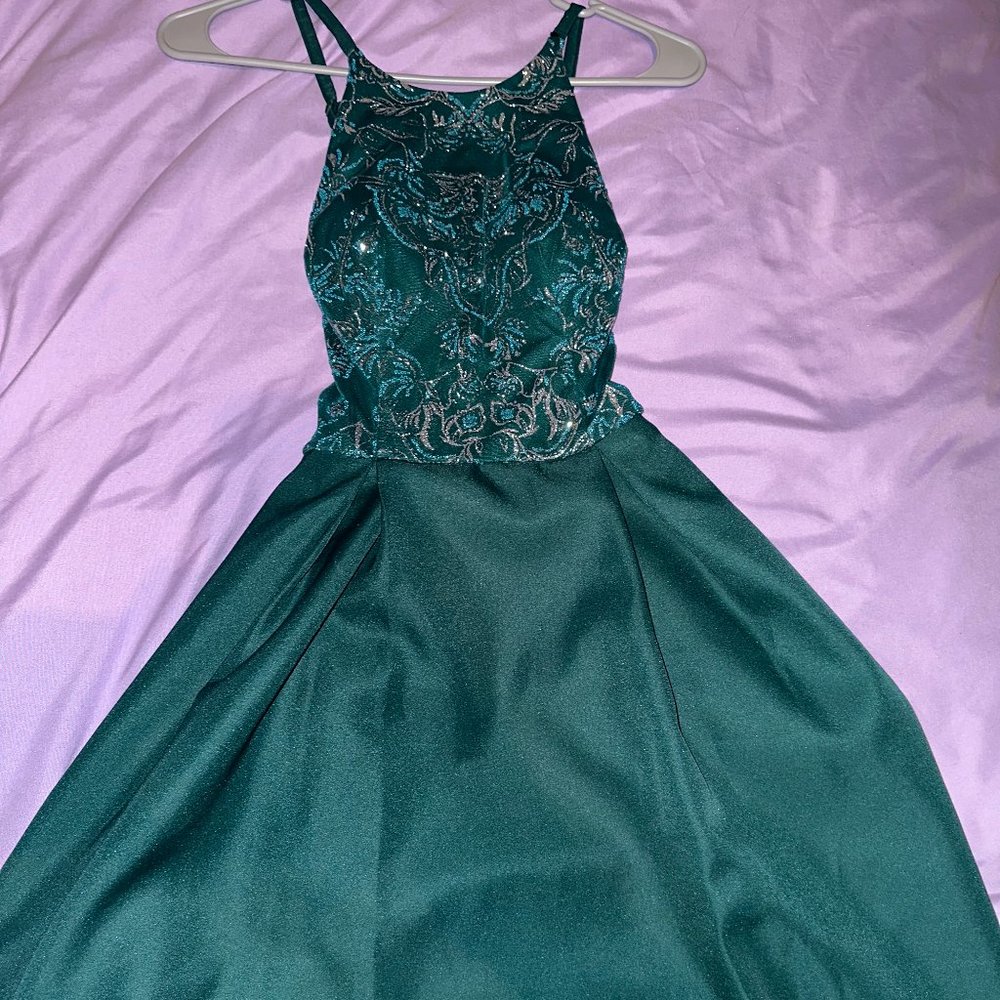 Windsor homecoming dress